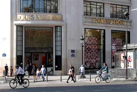 louis vuitton pandemic|Thriving Louis Vuitton offsets drop in sales at luxury group .